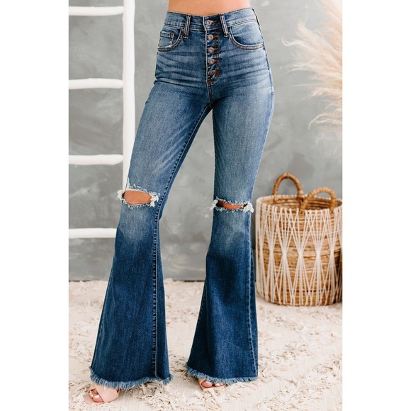 All Flared Up Distressed High Rise Sneak Peek Jeans (Medi Dark) Sz  13/w31  NWT - Picture 1 of 6